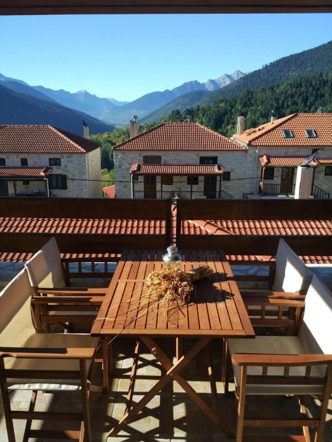 Вилла La Casa Di Pietra Карпенисион Экстерьер фото